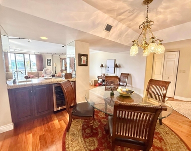 176 Helios Drive - Photo Thumbnail 6