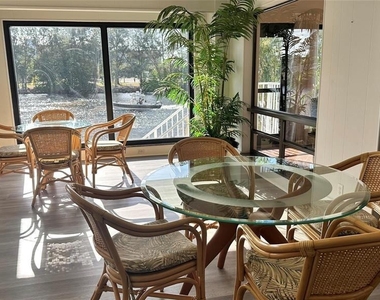 1401 N Riverside Drive - Photo Thumbnail 21