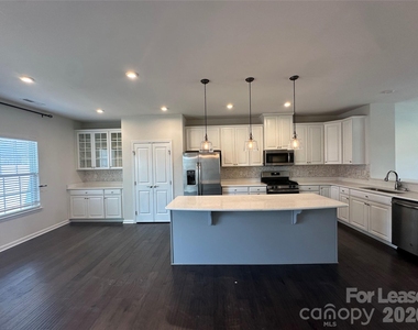 3612 Speer Boulevard - Photo Thumbnail 1
