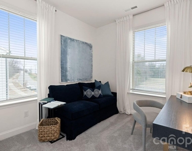 2635 W Trade Street - Photo Thumbnail 8