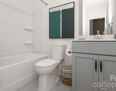 2635 W Trade Street - Photo Thumbnail 15