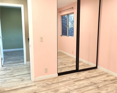 6953 Saddleback Place - Photo Thumbnail 29