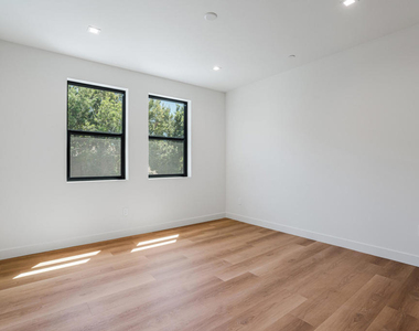 2821 Los Robles Road - Photo Thumbnail 35