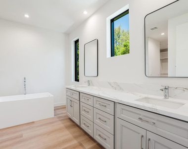 2821 Los Robles Road - Photo Thumbnail 30