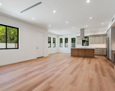 2821 Los Robles Road - Photo Thumbnail 12