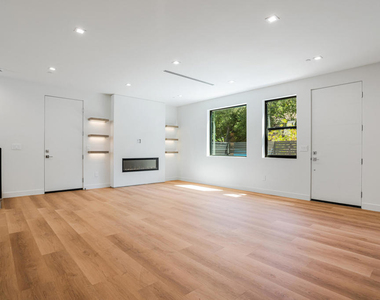2821 Los Robles Road - Photo Thumbnail 11
