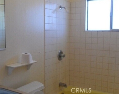 961 W Foothill Boulevard - Photo Thumbnail 7