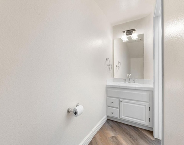 4143 Andros Way - Photo Thumbnail 28