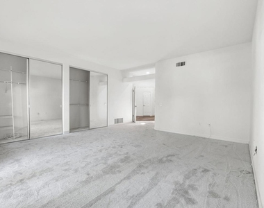 4143 Andros Way - Photo Thumbnail 25