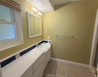 251 Lower Cliff - Photo Thumbnail 11
