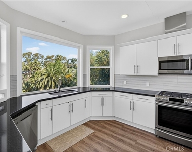 214 Avenida Montalvo - Photo Thumbnail 16