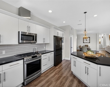 214 Avenida Montalvo - Photo Thumbnail 12