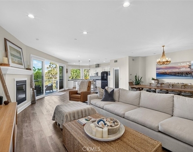 214 Avenida Montalvo - Photo Thumbnail 11