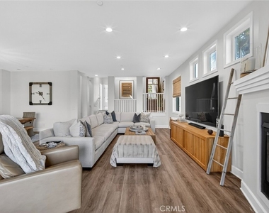 214 Avenida Montalvo - Photo Thumbnail 2