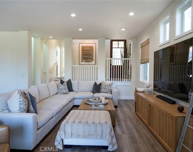 214 Avenida Montalvo - Photo Thumbnail 10