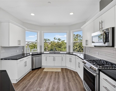214 Avenida Montalvo - Photo Thumbnail 17