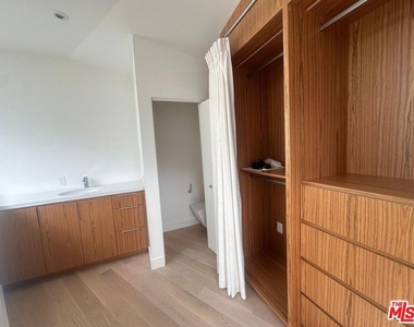 340 Indiana Ave - Photo Thumbnail 17