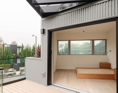 340 Indiana Ave - Photo Thumbnail 11