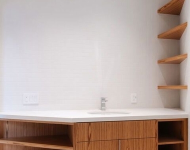 340 Indiana Ave - Photo Thumbnail 13