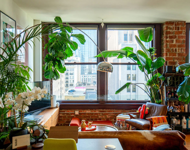 460 S Spring Street - Photo Thumbnail 7
