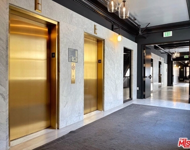 460 S Spring Street - Photo Thumbnail 37