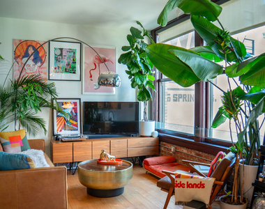 460 S Spring Street - Photo Thumbnail 11