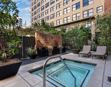460 S Spring Street - Photo Thumbnail 42