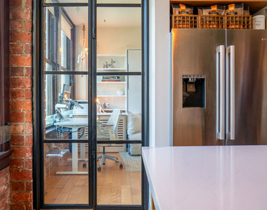 460 S Spring Street - Photo Thumbnail 16