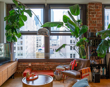 460 S Spring Street - Photo Thumbnail 34
