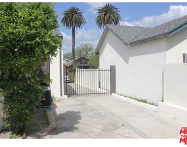 1120 S Plymouth Boulevard - Photo Thumbnail 6