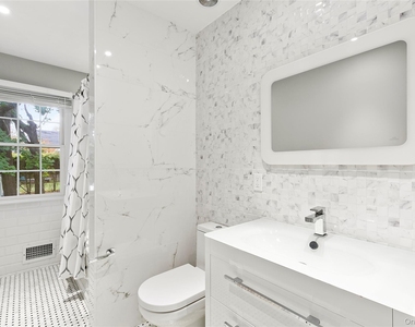 669 Hill Street - Photo Thumbnail 6