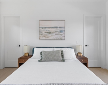 319 Wilmot Road - Photo Thumbnail 26