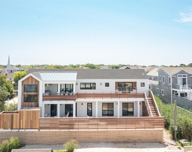 319 Wilmot Road - Photo Thumbnail 2