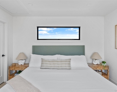 319 Wilmot Road - Photo Thumbnail 11