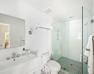 89 South Road - Photo Thumbnail 14