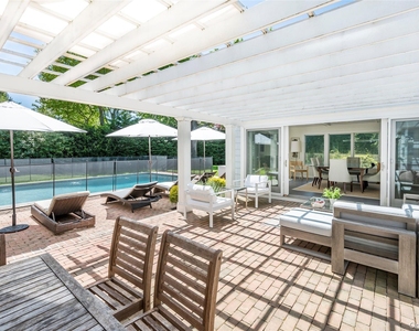 89 South Road - Photo Thumbnail 8