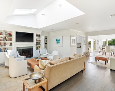 89 South Road - Photo Thumbnail 9