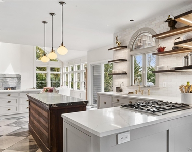 4 Glynn Drive - Photo Thumbnail 11