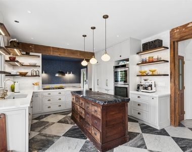 4 Glynn Drive - Photo Thumbnail 7