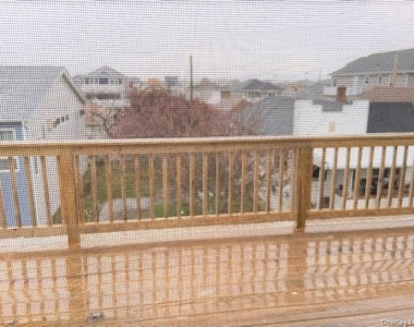 77 Kentucky Street - Photo Thumbnail 3