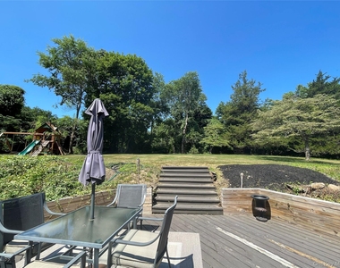 6 Beech Hill Road - Photo Thumbnail 13