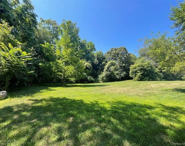 6 Beech Hill Road - Photo Thumbnail 17