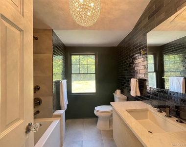 6 Beech Hill Road - Photo Thumbnail 9