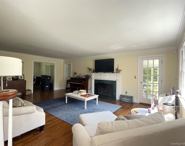 6 Beech Hill Road - Photo Thumbnail 1