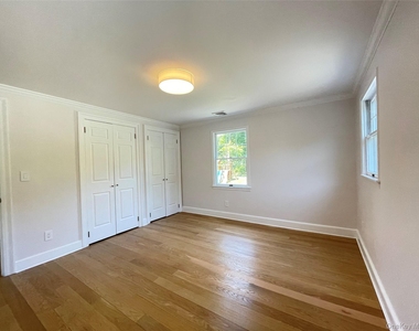 6 Beech Hill Road - Photo Thumbnail 11