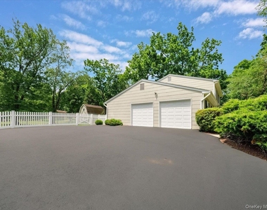 3 Flower Lane - Photo Thumbnail 20