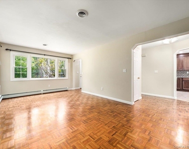 3 Flower Lane - Photo Thumbnail 6