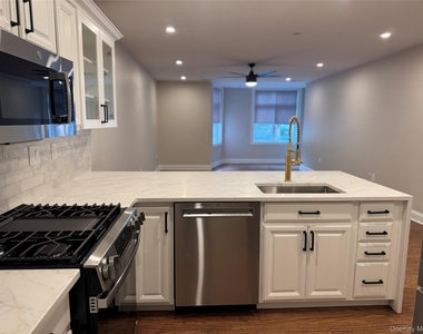3111 Leeward Drive - Photo Thumbnail 1