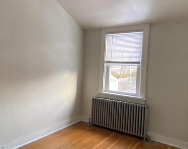 18 Lily Street - Photo Thumbnail 17
