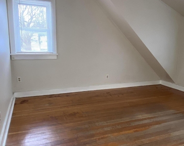 18 Lily Street - Photo Thumbnail 10